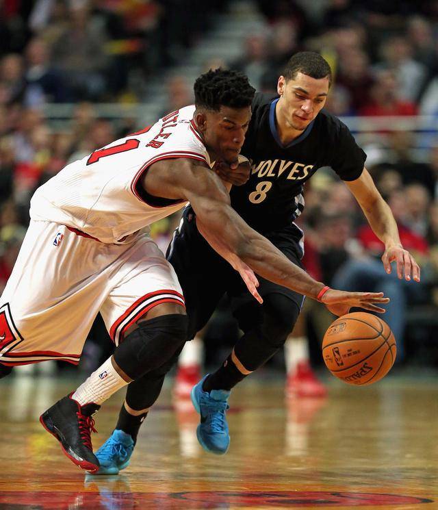 次人员上的 次人员上的